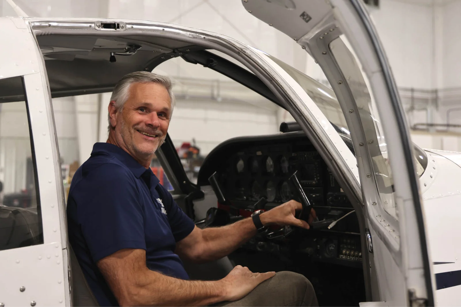 Student flying a Cherokee with instructor