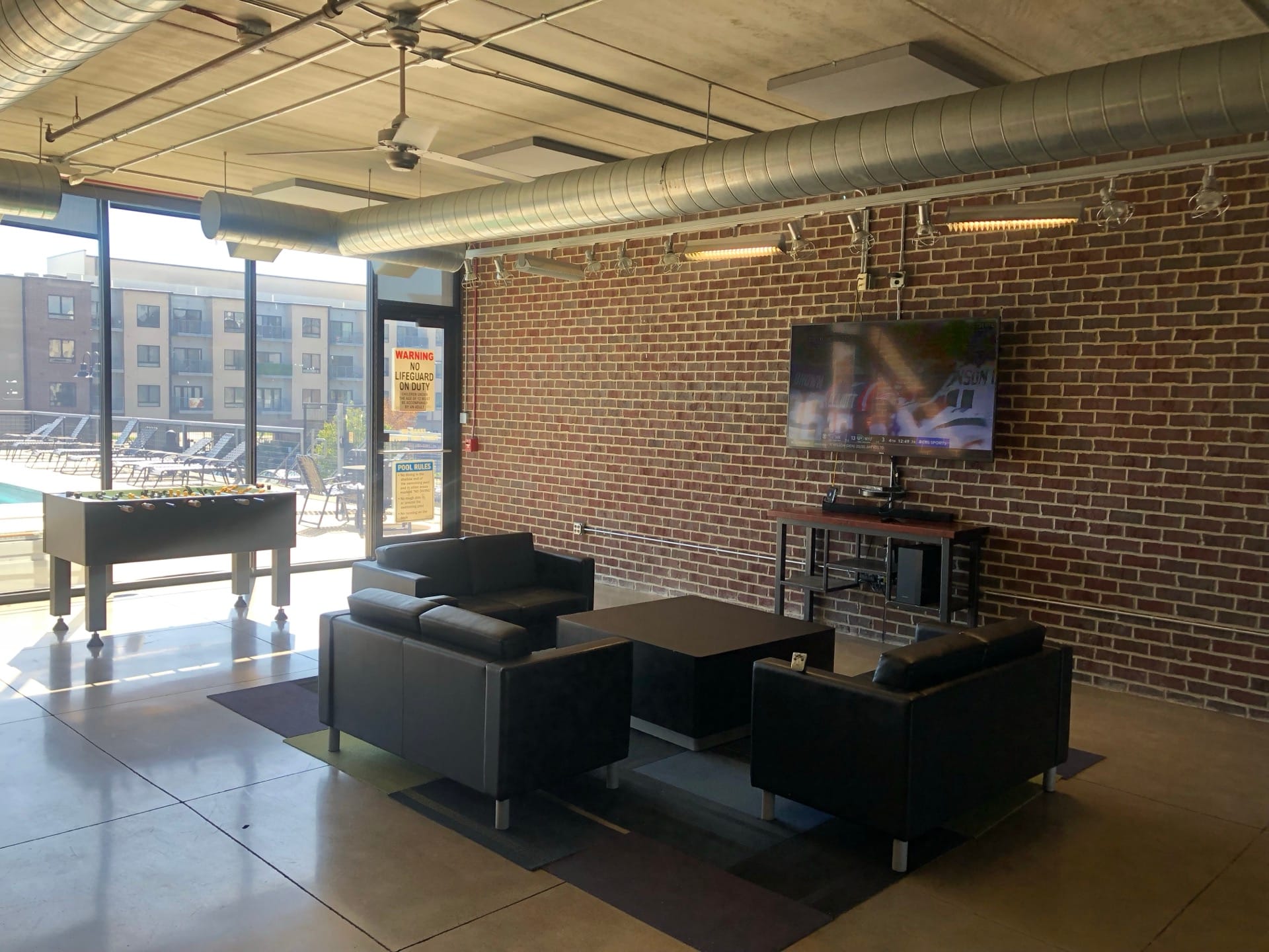 Clubhouse lounge for studying and relaxing